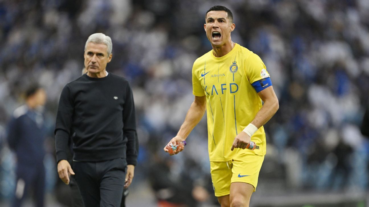 Cristiano Ronaldo club Al Nassr fire head coach Castro