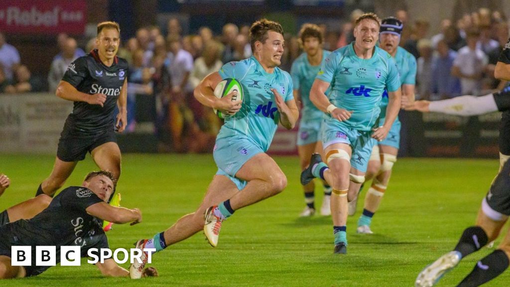 Bedford Blues playing Saracens in a pre-season friendly