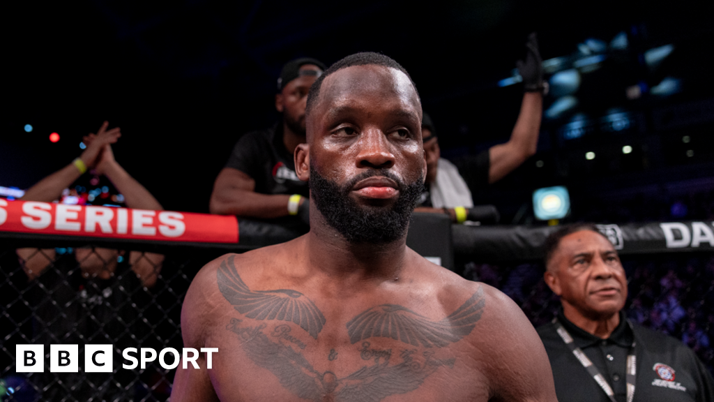 Fabian Edwards before his fight against Aaron Jeffery at the Bellator Champions Series in March