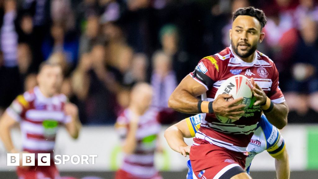 Wigan Warriors' Bevan French runs through for a try