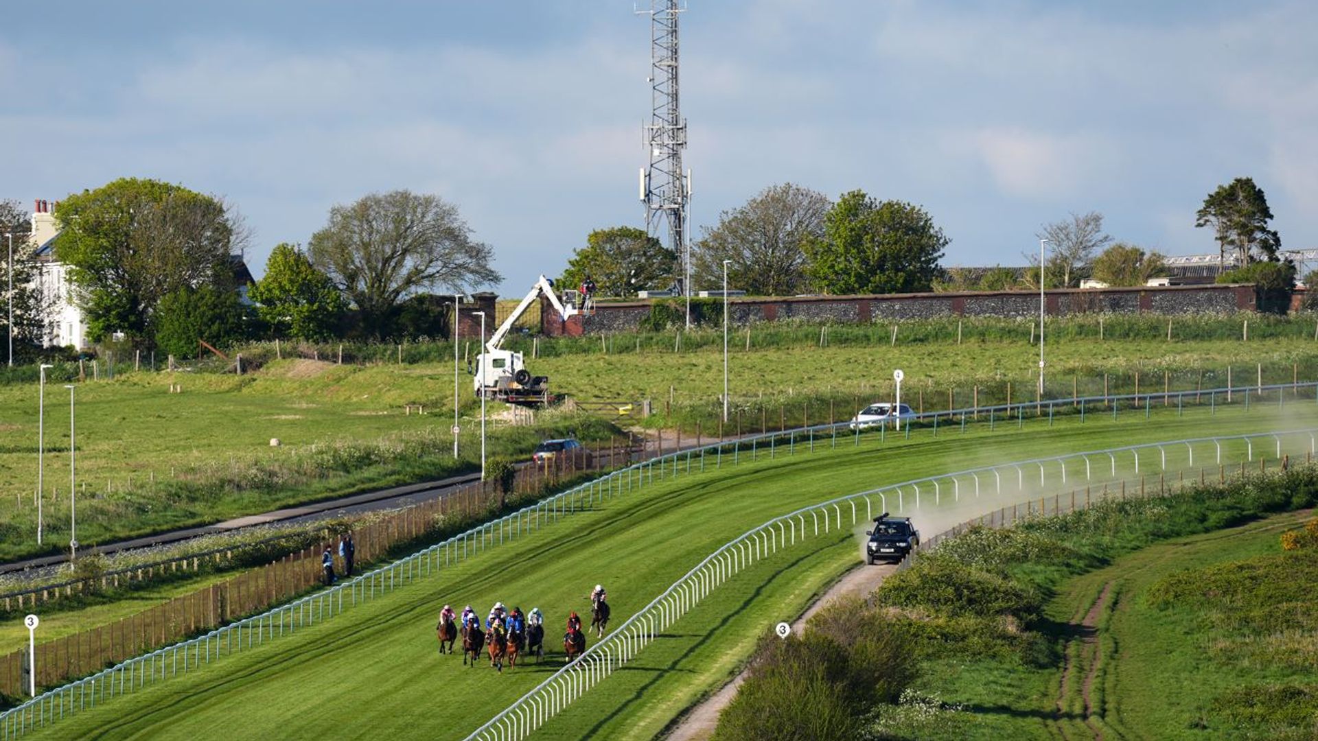 Today on Sky Sports Racing: Brighton, Yarmouth and Newcastle host live action | Racing News